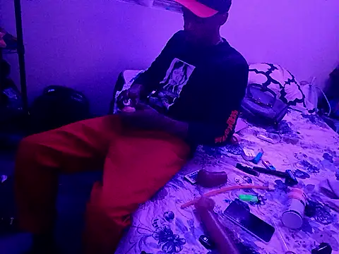 Puffgettingstuffed online show from March 4, 1:39 pm