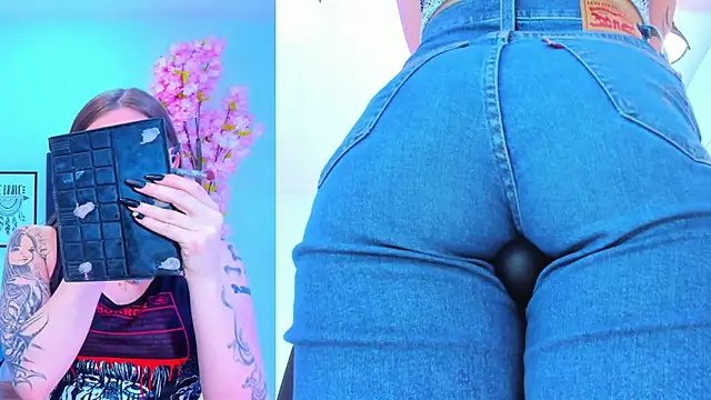 Snapshot of Siouxsie_cenobite chatting on September 14, 11:52 am Siouxsie cenobite online show from September 14, 11:52 am