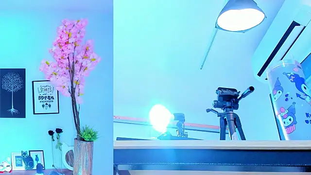 Snapshot of Siouxsie_cenobite chatting on September 26, 10:46 am Siouxsie cenobite online show from September 26, 10:46 am