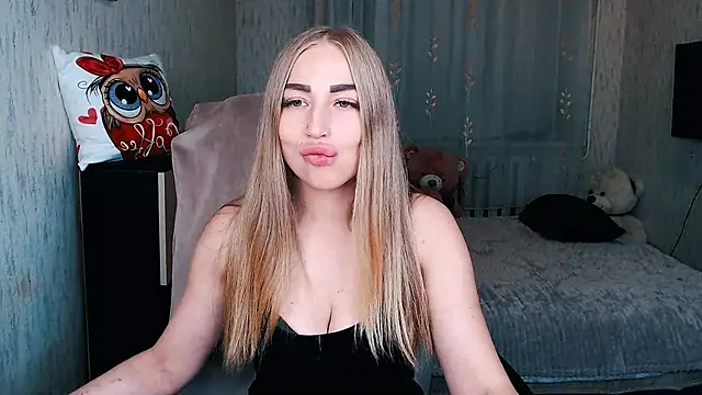  KittyBoo online show from October 7, 6:56 pm