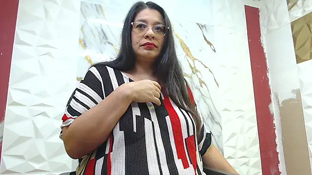 MiaCallie online show from November 11, 1:23 am