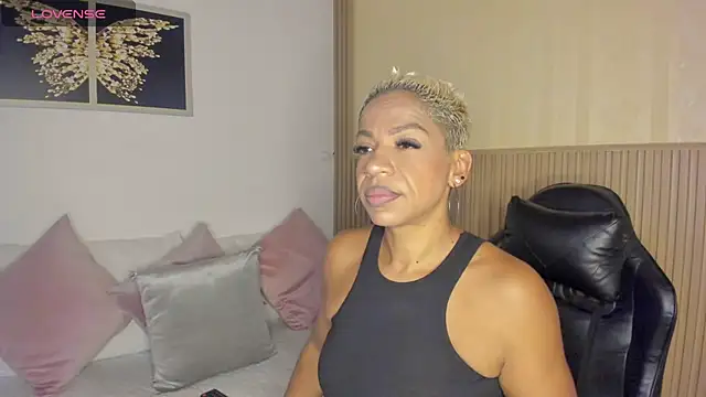 summer night  online show from October 12, 1:02 pm