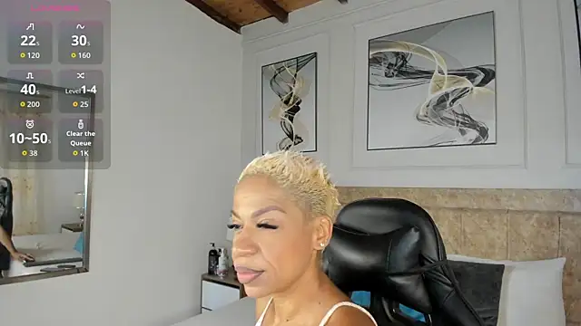 summer night  online show from December 16, 11:16 am