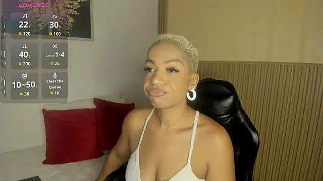 summer night  online show from March 14, 12:06 pm