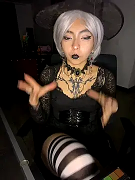 Snapshot of _Gothiccbitch_ chatting on October 9, 7:56 am  Gothiccbitch  online show from October 9, 7:56 am
