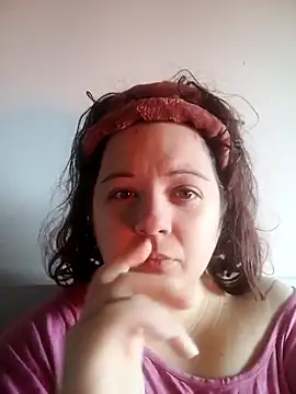 icecream1609 online show from January 17, 10:45 am