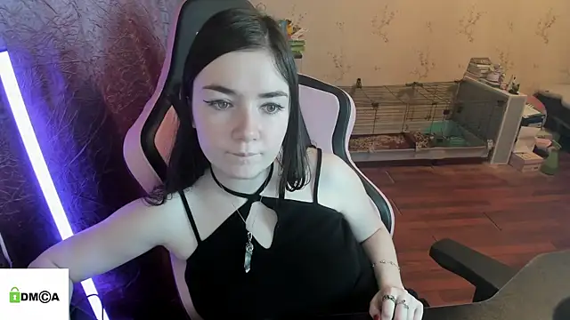 Crazy forest fairy online show from April 5, 2:32 am