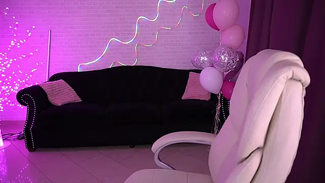 GabbieJay online show from February 21, 1:34 pm