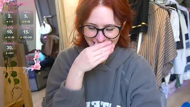 lily noris online show from February 11, 11:33 am