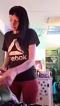 whitetrashdirtyslut online show from February 2, 3:00 pm