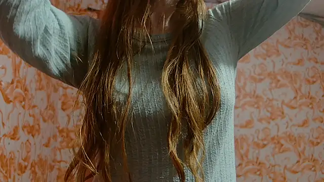 strawberrysmoothie online show from February 15, 9:47 pm