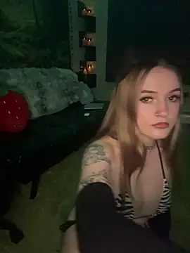 darkangelkitty online show from May 15, 2:27 am