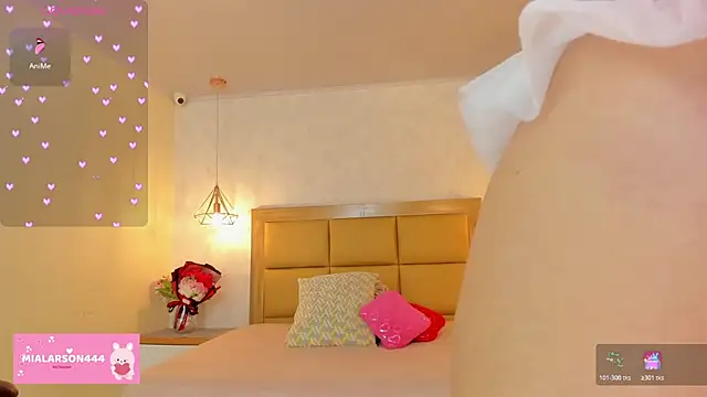 LARSONMIA online show from March 28, 12:37 pm