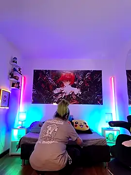 lucky-leah online show from September 17, 3:59 am