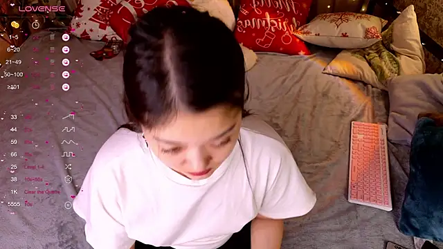 FreyaRaya online show from December 21, 3:33 am