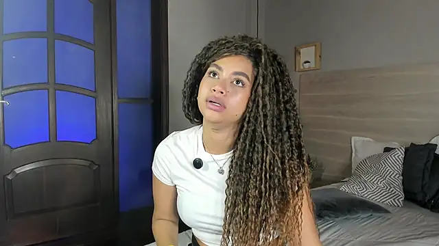 nayah   online show from March 2, 7:53 pm