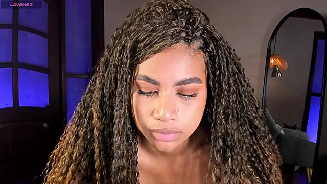 nayah   online show from March 18, 8:36 pm