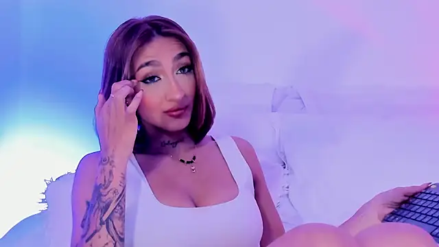 rosemonrooe online show from December 22, 4:54 pm