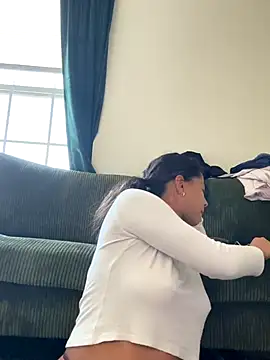 AshleyLoveee online show from November 10, 9:10 pm