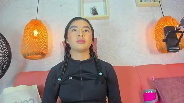 emiily s online show from November 10, 12:11 pm