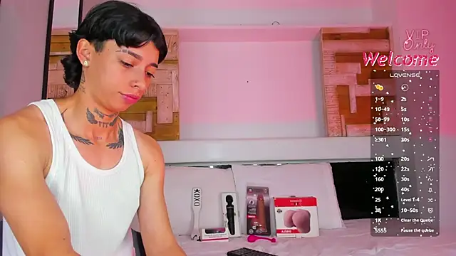 AmberAdams  online show from March 13, 2:07 pm