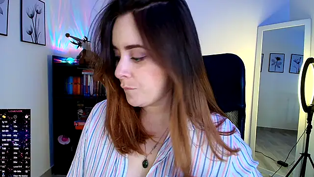 miss seline online show from November 18, 7:37 pm