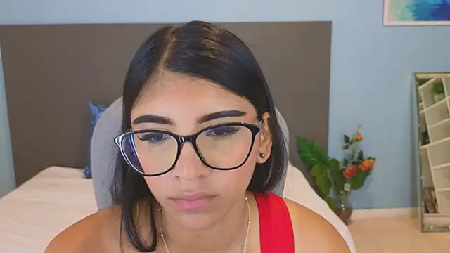 Snapshot of maiaa_ruiz chatting on October 20, 3:04 pm maiaa ruiz online show from October 20, 3:04 pm