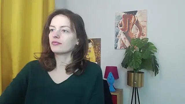 juicyNadine online show from November 26, 5:52 am