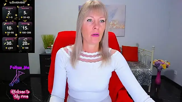 Snapshot of Anita_Tayson chatting on October 19, 5:53 am Anita Tayson online show from October 19, 5:53 am