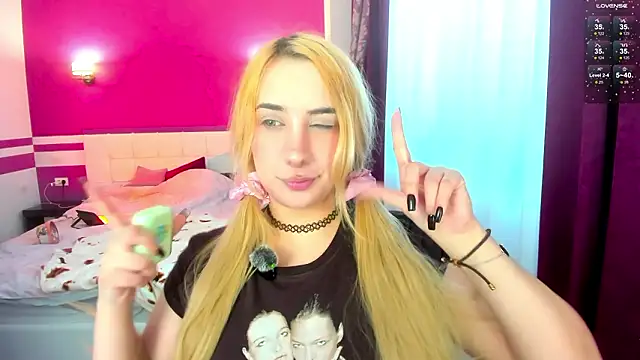 MoranaKit online show from February 18, 7:51 am