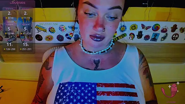 EllieOz online show from September 12, 4:03 pm