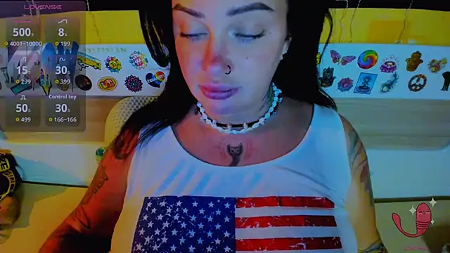 EllieOz online show from September 28, 8:58 pm