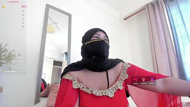 Amina hafsa online show from March 15, 2:30 pm