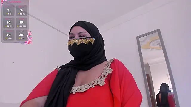 Amina hafsa online show from February 3, 7:18 pm