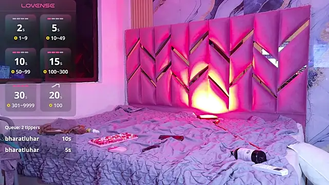 daddyissuesss  online show from October 21, 7:40 pm