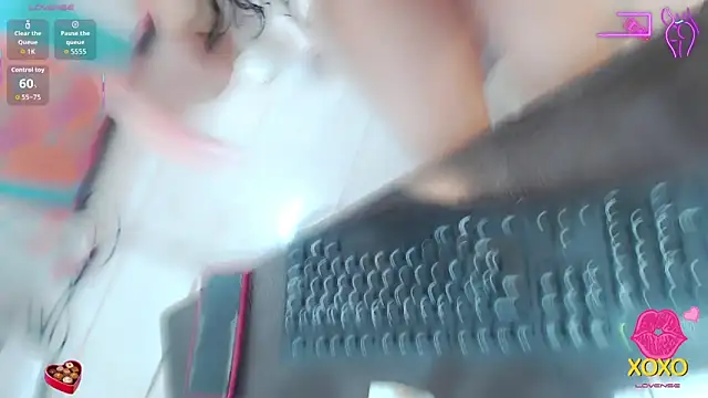 sasha mom69  online show from October 10, 4:23 pm