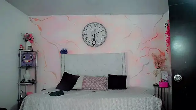 maria camilacms online show from March 29, 7:35 pm