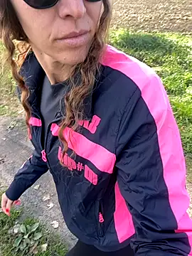 tmona1917 online show from October 3, 11:15 am