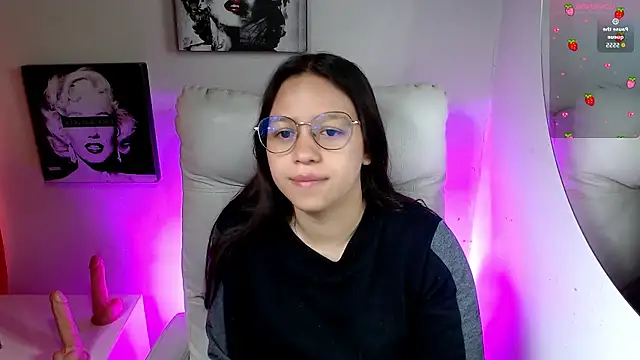 SamanthaRoldaan online show from January 12, 1:05 pm