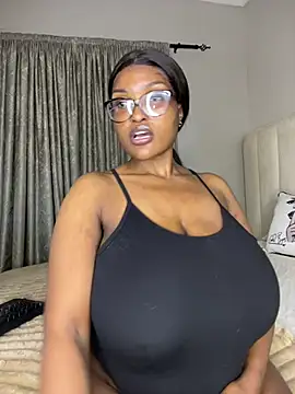 Bustygoddess32 online show from February 25, 3:27 am