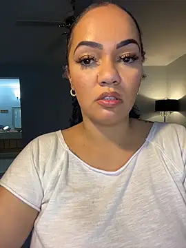 DestineeJayde online show from October 24, 5:25 am