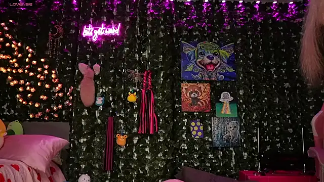 bellalunabear online show from January 5, 10:24 pm