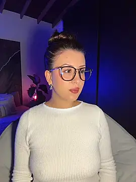 EmaSaenz online show from October 21, 10:47 pm