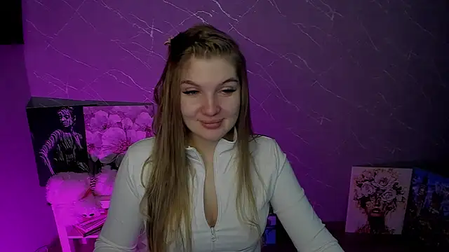 lily williamss online show from May 15, 11:51 pm