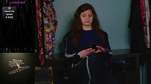 TreeJeanne online show from March 25, 3:48 pm