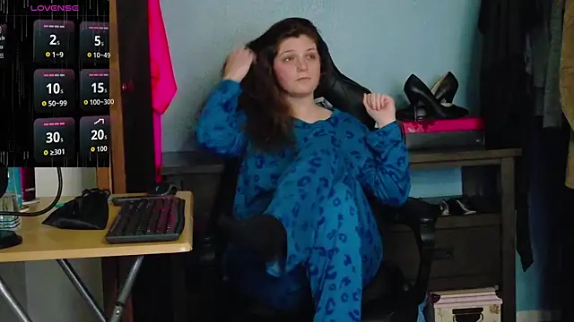 TreeJeanne online show from October 27, 8:58 pm