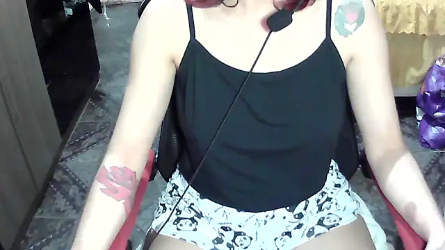 ManuEscarlate13 online show from September 25, 5:50 am