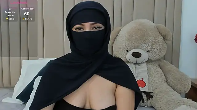 izadii online show from January 31, 7:11 pm