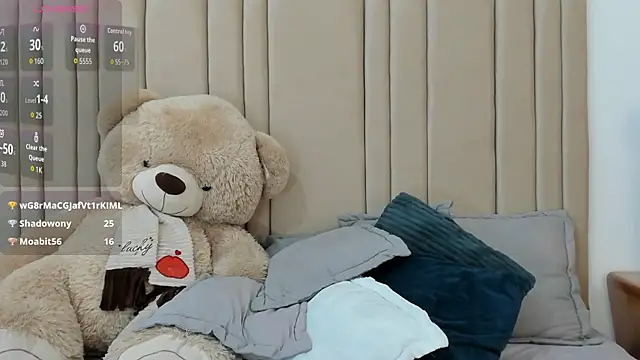 izadii online show from September 18, 7:56 pm