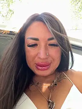 RuslanaXX online show from June 1, 6:04 am